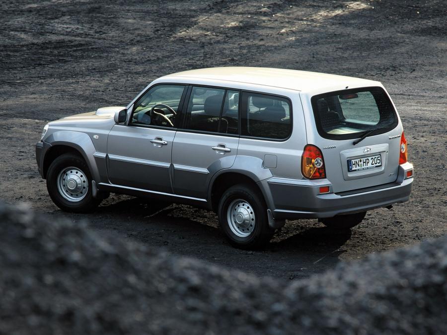  Hyundai Terracan 2001 года  (фото 14 из 16)